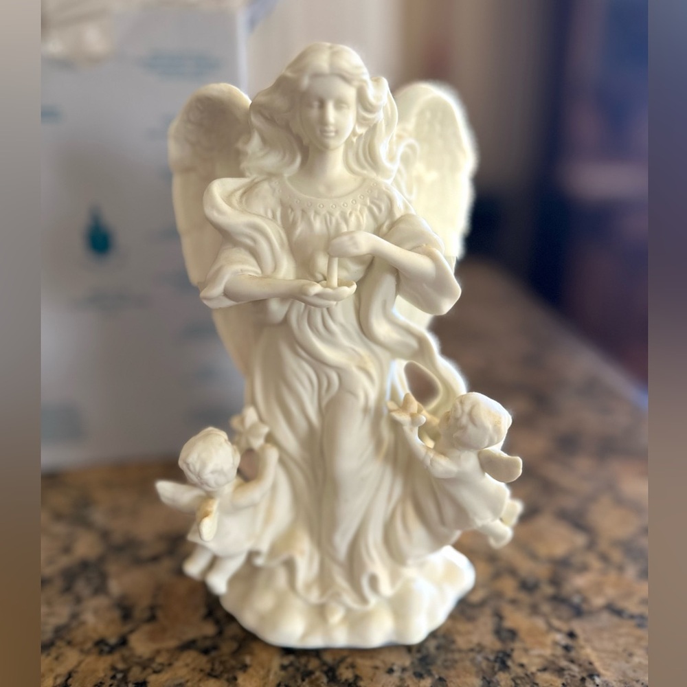 Partylite Angel of light in original box 1 p7713
